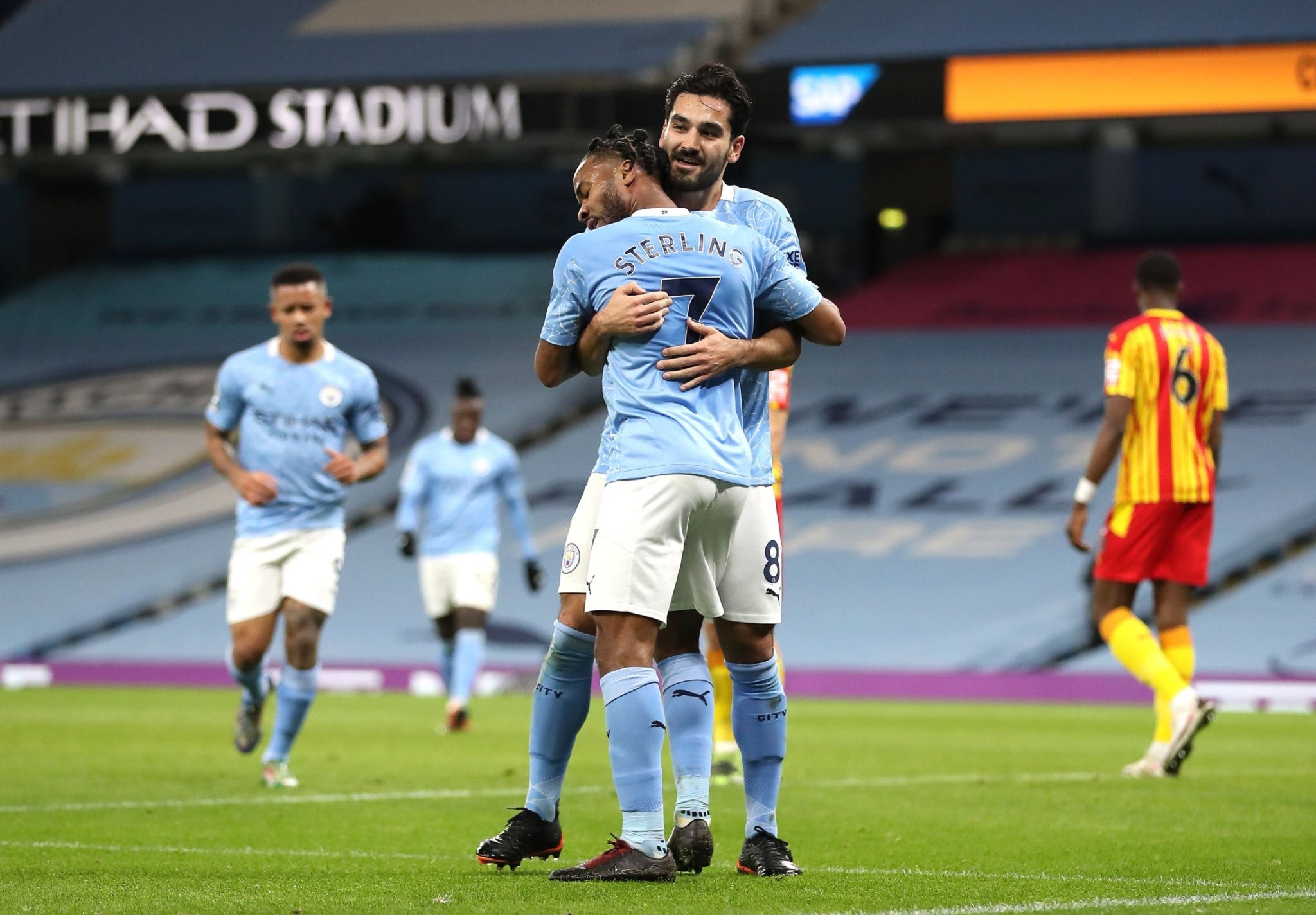 伊萨克的 伊萨克的